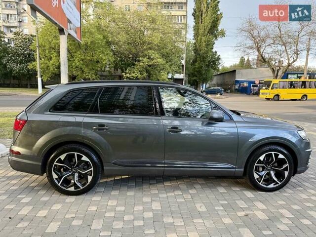 Ауди Ку 7 2018 в Одессе на Automoto.ua Серый Ауди Ку 7, объемом двигателя 2.97 л и пробегом 236 тыс. км за 38700 $, фото 7 на Automoto.ua