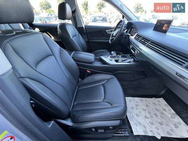 Ауди Ку 7 2018 в Киеве на Automoto.ua Серый Ауди Ку 7, объемом двигателя 2.97 л и пробегом 150 тыс. км за 41079 $, фото 23 на Automoto.ua