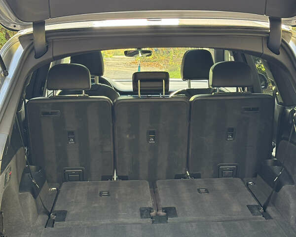 Серый Ауди Ку 7, объемом двигателя 3 л и пробегом 137 тыс. км за 32000 $, фото 35 на Automoto.ua