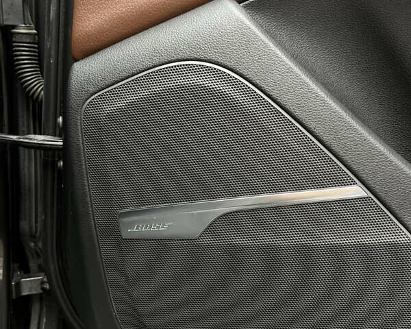 Серый Ауди Ку 7, объемом двигателя 3 л и пробегом 119 тыс. км за 28500 $, фото 3 на Automoto.ua