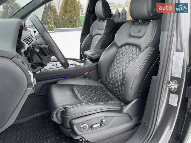 Сірий Ауді Ку 7, об'ємом двигуна 2.97 л та пробігом 220 тис. км за 45500 $, фото 42 на Automoto.ua