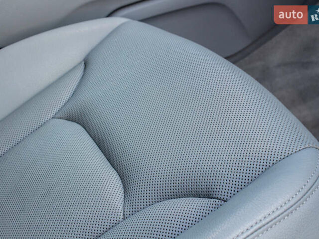 Серый Ауди Ку 7, объемом двигателя 3 л и пробегом 78 тыс. км за 30900 $, фото 55 на Automoto.ua