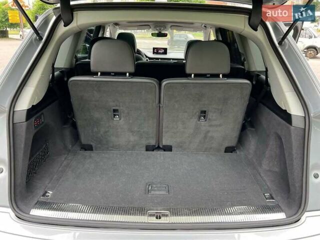 Серый Ауди Ку 7, объемом двигателя 3 л и пробегом 130 тыс. км за 22000 $, фото 9 на Automoto.ua