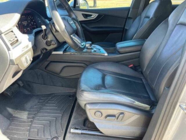 Серый Ауди Ку 7, объемом двигателя 2 л и пробегом 88 тыс. км за 14500 $, фото 8 на Automoto.ua