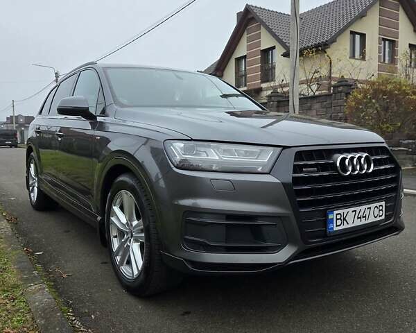 Серый Ауди Ку 7, объемом двигателя 3 л и пробегом 348 тыс. км за 39500 $, фото 11 на Automoto.ua