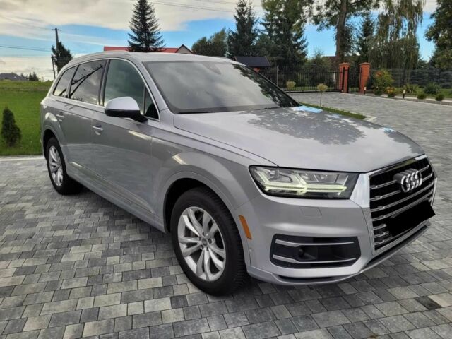 Ауди Ку 7 2018 в Киеве на Automoto.ua Серый Ауди Ку 7, объемом двигателя 3 л и пробегом 136 тыс. км за 16500 $, фото 1 на Automoto.ua