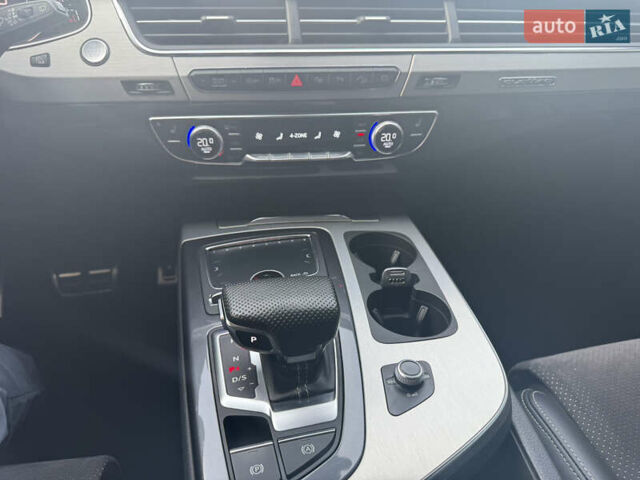 Ауди Ку 7 2018 в Ковель на Automoto.ua Серый Ауди Ку 7, объемом двигателя 2.97 л и пробегом 188 тыс. км за 41900 $, фото 53 на Automoto.ua