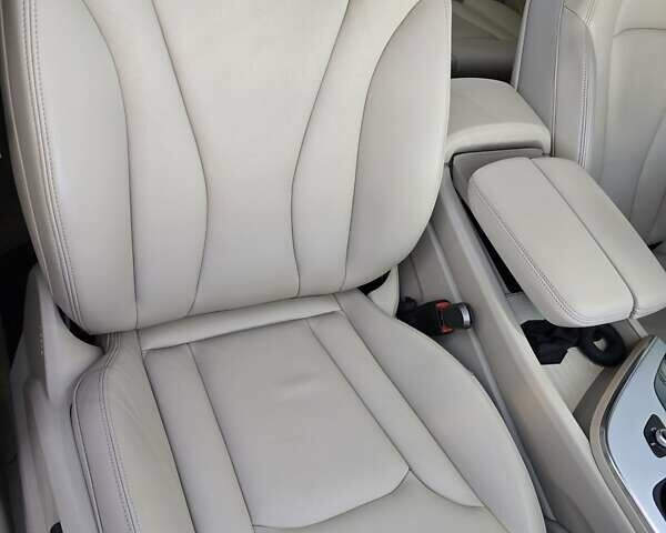 Серый Ауди Ку 7, объемом двигателя 1.98 л и пробегом 153 тыс. км за 22000 $, фото 20 на Automoto.ua