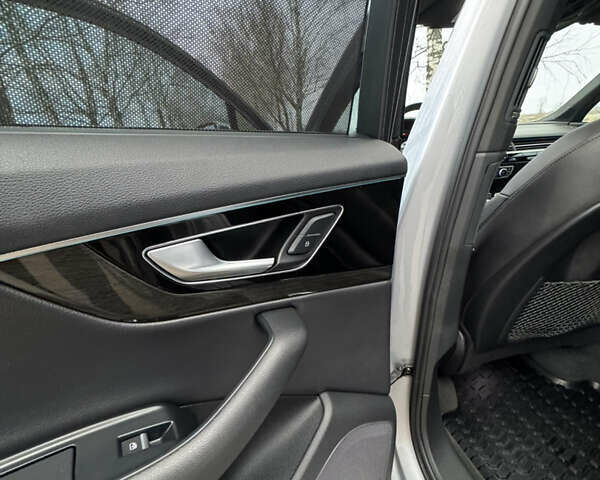 Сірий Ауді Ку 7, об'ємом двигуна 3 л та пробігом 148 тис. км за 36000 $, фото 12 на Automoto.ua