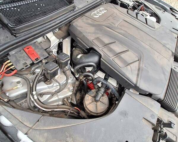 Серый Ауди Ку 7, объемом двигателя 3 л и пробегом 147 тыс. км за 26000 $, фото 9 на Automoto.ua