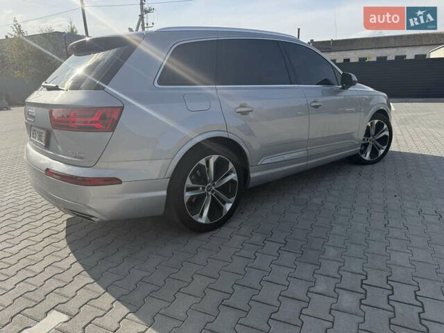 Ауди Ку 7 2018 в Ковель на Automoto.ua Серый Ауди Ку 7, объемом двигателя 2.97 л и пробегом 188 тыс. км за 41900 $, фото 17 на Automoto.ua