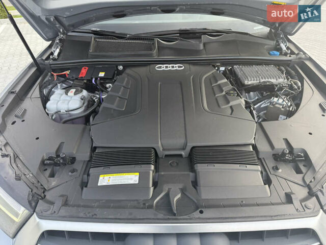 Ауди Ку 7 2018 в Ковель на Automoto.ua Серый Ауди Ку 7, объемом двигателя 2.97 л и пробегом 188 тыс. км за 41900 $, фото 55 на Automoto.ua
