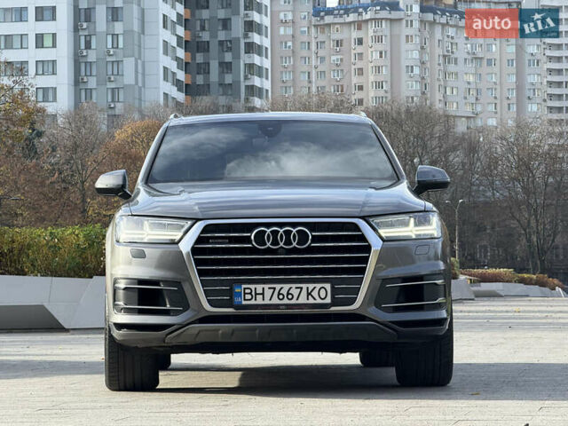 Сірий Ауді Ку 7, об'ємом двигуна 3 л та пробігом 157 тис. км за 29999 $, фото 7 на Automoto.ua