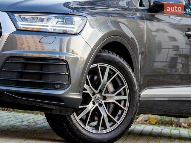 Сірий Ауді Ку 7, об'ємом двигуна 3 л та пробігом 78 тис. км за 33300 $, фото 20 на Automoto.ua