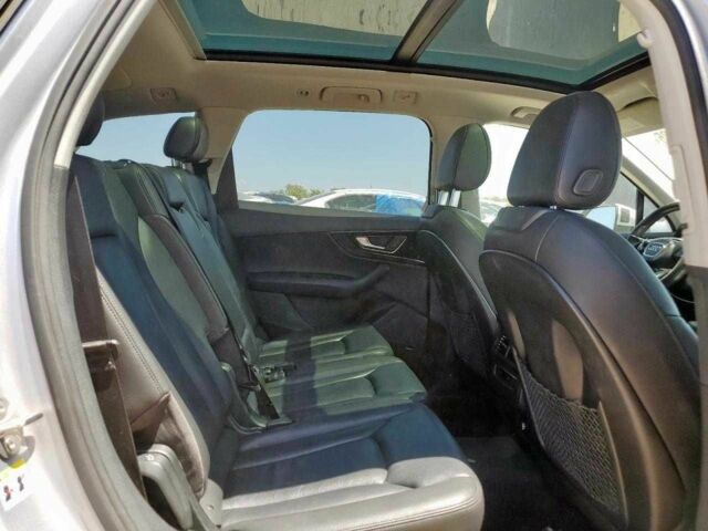 Серый Ауди Ку 7, объемом двигателя 3 л и пробегом 236 тыс. км за 18500 $, фото 10 на Automoto.ua