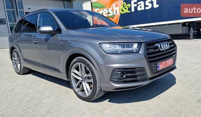 Ауди Ку 7 2018 в Тернополе на Automoto.ua Серый Ауди Ку 7, объемом двигателя 2.97 л и пробегом 147 тыс. км за 49999 $, фото 9 на Automoto.ua