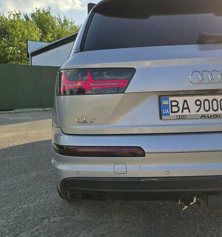 Сірий Ауді Ку 7, об'ємом двигуна 3 л та пробігом 150 тис. км за 29900 $, фото 3 на Automoto.ua