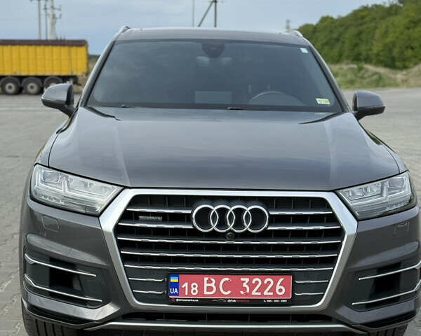 Серый Ауди Ку 7, объемом двигателя 3 л и пробегом 179 тыс. км за 25800 $, фото 79 на Automoto.ua