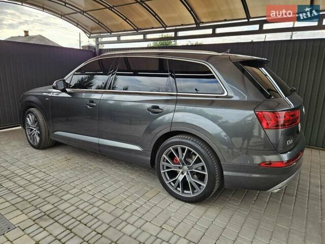 Сірий Ауді Ку 7, об'ємом двигуна 2.97 л та пробігом 215 тис. км за 51000 $, фото 1 на Automoto.ua