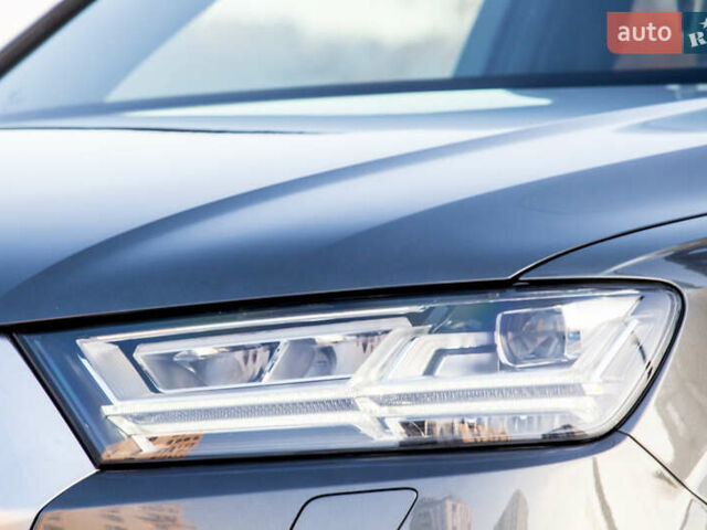 Сірий Ауді Ку 7, об'ємом двигуна 3 л та пробігом 78 тис. км за 33300 $, фото 8 на Automoto.ua