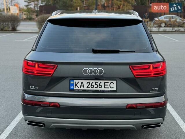 Серый Ауди Ку 7, объемом двигателя 2.97 л и пробегом 130 тыс. км за 46000 $, фото 5 на Automoto.ua