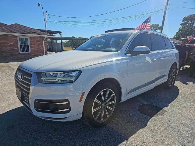 Серый Ауди Ку 7, объемом двигателя 0 л и пробегом 78 тыс. км за 37500 $, фото 1 на Automoto.ua