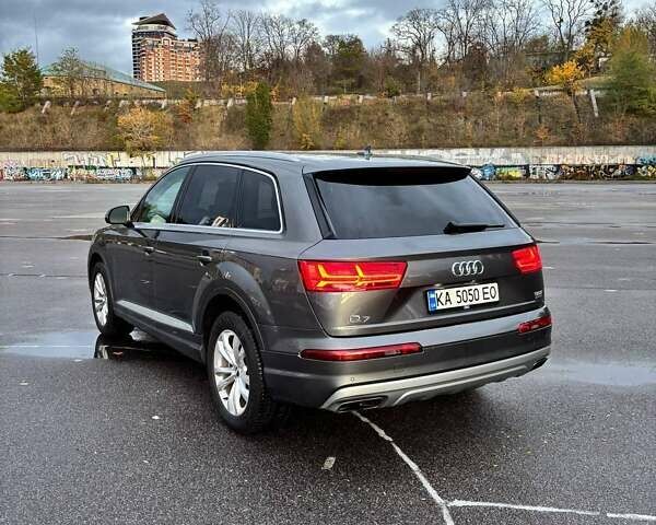 Серый Ауди Ку 7, объемом двигателя 3 л и пробегом 45 тыс. км за 37400 $, фото 4 на Automoto.ua