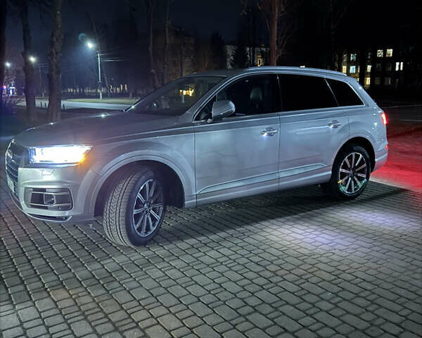 Сірий Ауді Ку 7, об'ємом двигуна 3 л та пробігом 148 тис. км за 36000 $, фото 31 на Automoto.ua