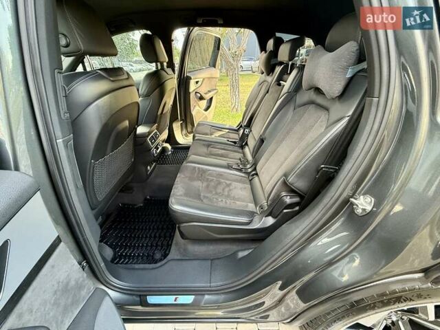 Ауди Ку 7 2018 в Одессе на Automoto.ua Серый Ауди Ку 7, объемом двигателя 2.97 л и пробегом 236 тыс. км за 38700 $, фото 82 на Automoto.ua