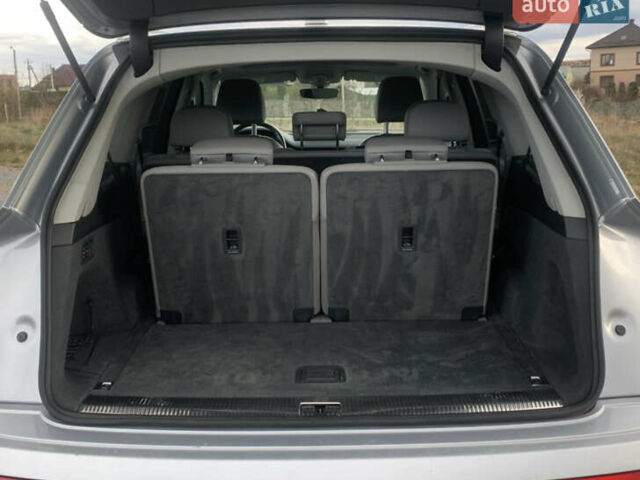 Серый Ауди Ку 7, объемом двигателя 3 л и пробегом 177 тыс. км за 22900 $, фото 11 на Automoto.ua