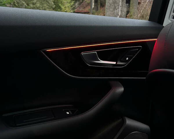 Серый Ауди Ку 7, объемом двигателя 3 л и пробегом 106 тыс. км за 29600 $, фото 47 на Automoto.ua