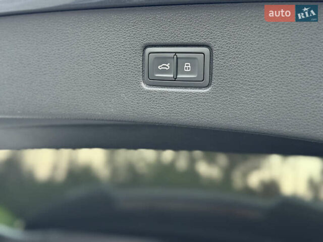 Серый Ауди Ку 7, объемом двигателя 3 л и пробегом 150 тыс. км за 48777 $, фото 50 на Automoto.ua