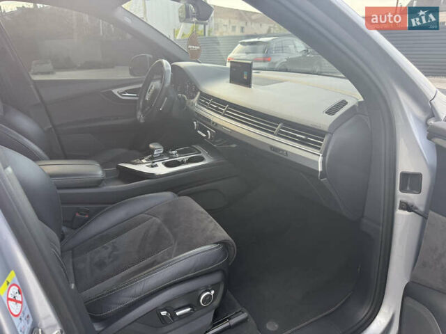 Ауди Ку 7 2018 в Ковель на Automoto.ua Серый Ауди Ку 7, объемом двигателя 2.97 л и пробегом 188 тыс. км за 41900 $, фото 30 на Automoto.ua