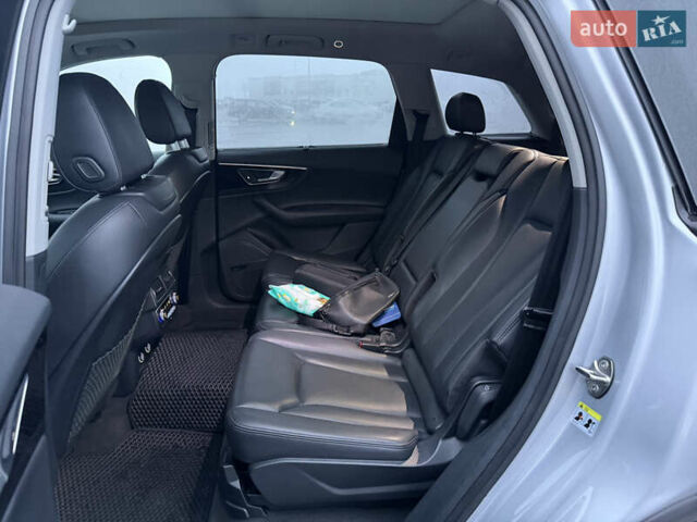 Серый Ауди Ку 7, объемом двигателя 3 л и пробегом 140 тыс. км за 26000 $, фото 11 на Automoto.ua