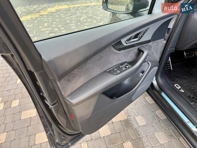 Ауди Ку 7 2018 в Одессе на Automoto.ua Серый Ауди Ку 7, объемом двигателя 2.97 л и пробегом 236 тыс. км за 38700 $, фото 65 на Automoto.ua