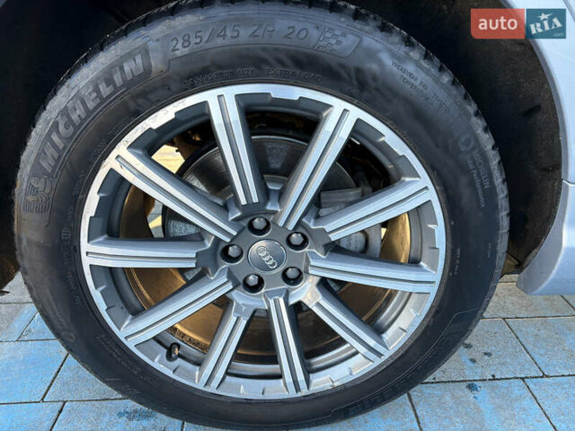 Сірий Ауді Ку 7, об'ємом двигуна 3 л та пробігом 165 тис. км за 28000 $, фото 23 на Automoto.ua