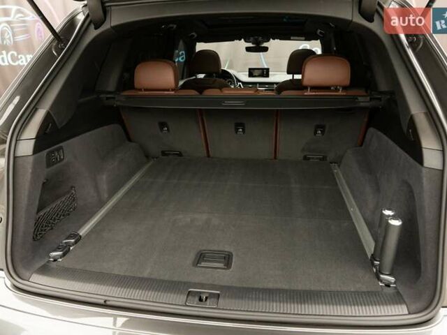 Ауди Ку 7 2018 в Луцке на Automoto.ua Серый Ауди Ку 7, объемом двигателя 2.97 л и пробегом 66 тыс. км за 48888 $, фото 46 на Automoto.ua