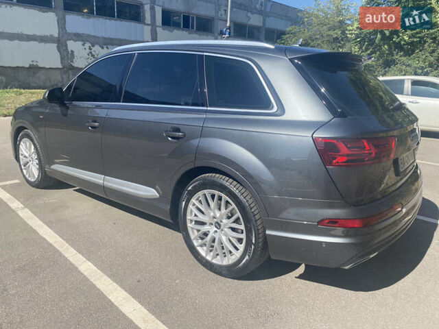 Сірий Ауді Ку 7, об'ємом двигуна 2.97 л та пробігом 152 тис. км за 45500 $, фото 33 на Automoto.ua