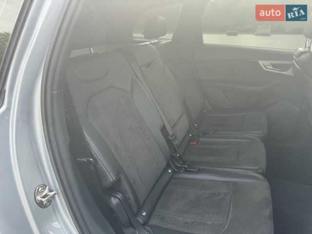 Ауди Ку 7 2018 в Ковель на Automoto.ua Серый Ауди Ку 7, объемом двигателя 2.97 л и пробегом 188 тыс. км за 41900 $, фото 34 на Automoto.ua