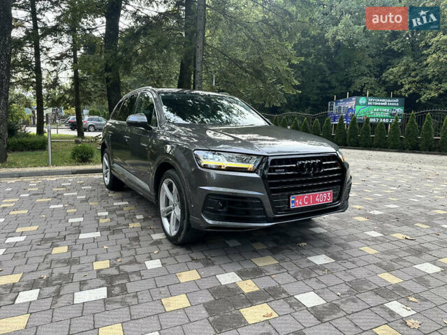 Серый Ауди Ку 7, объемом двигателя 3 л и пробегом 150 тыс. км за 31500 $, фото 2 на Automoto.ua