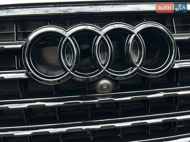 Серый Ауди Ку 7, объемом двигателя 3 л и пробегом 106 тыс. км за 29600 $, фото 12 на Automoto.ua