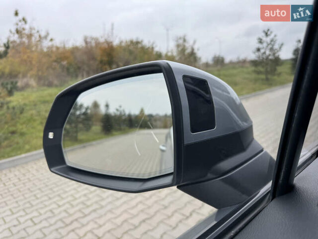Серый Ауди Ку 7, объемом двигателя 0 л и пробегом 180 тыс. км за 28300 $, фото 8 на Automoto.ua