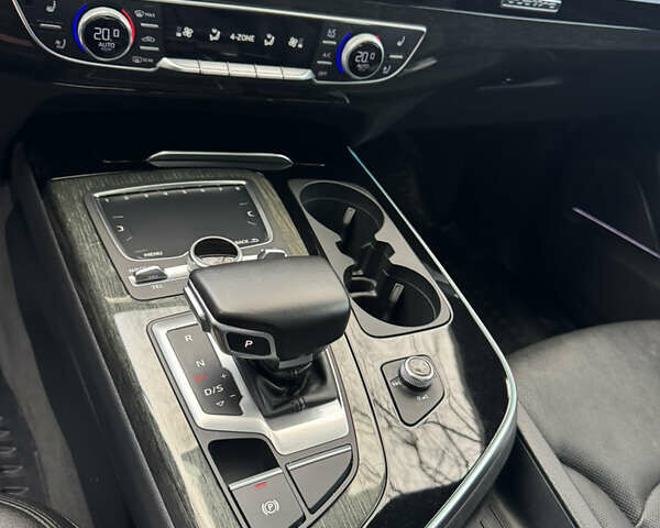 Сірий Ауді Ку 7, об'ємом двигуна 3 л та пробігом 148 тис. км за 36000 $, фото 19 на Automoto.ua