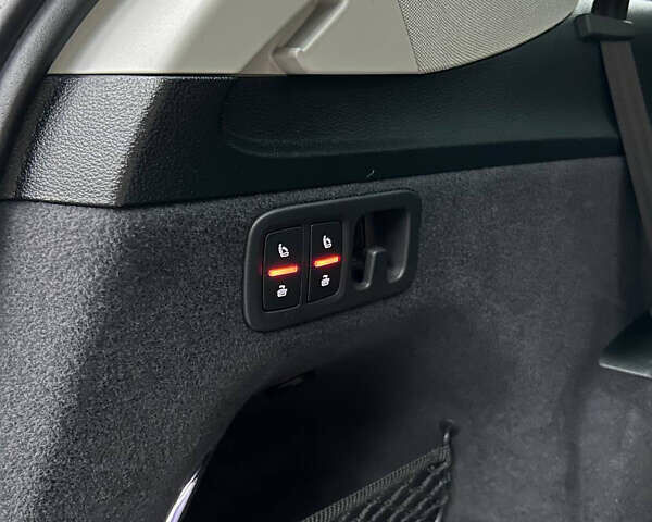 Серый Ауди Ку 7, объемом двигателя 3 л и пробегом 106 тыс. км за 29600 $, фото 52 на Automoto.ua