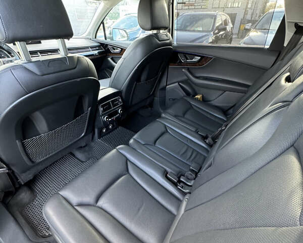 Ауді Ку 7 2018 у Івано-Франківську на Automoto.ua Сірий Ауді Ку 7, об'ємом двигуна 3 л та пробігом 136 тис. км за 27999 $, фото 21 на Automoto.ua