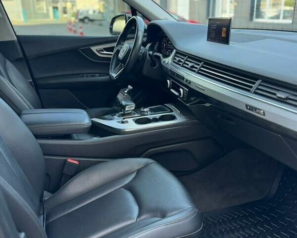 Серый Ауди Ку 7, объемом двигателя 3 л и пробегом 106 тыс. км за 29900 $, фото 18 на Automoto.ua