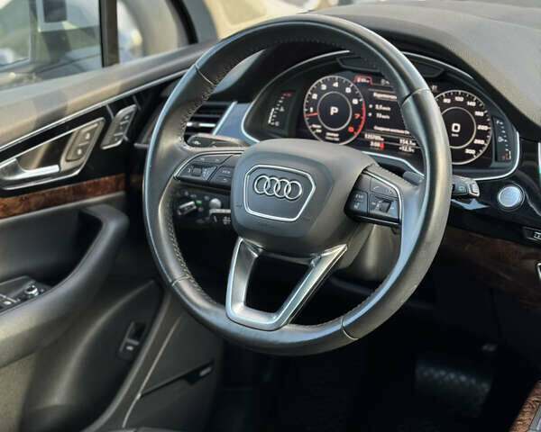 Ауді Ку 7 2018 у Івано-Франківську на Automoto.ua Сірий Ауді Ку 7, об'ємом двигуна 3 л та пробігом 136 тис. км за 27999 $, фото 33 на Automoto.ua