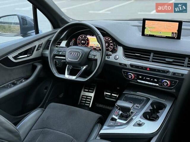 Серый Ауди Ку 7, объемом двигателя 2.97 л и пробегом 130 тыс. км за 46000 $, фото 78 на Automoto.ua