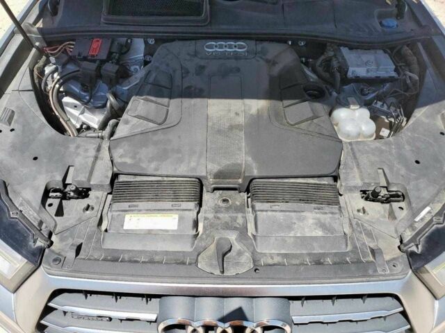 Серый Ауди Ку 7, объемом двигателя 3 л и пробегом 236 тыс. км за 18500 $, фото 11 на Automoto.ua