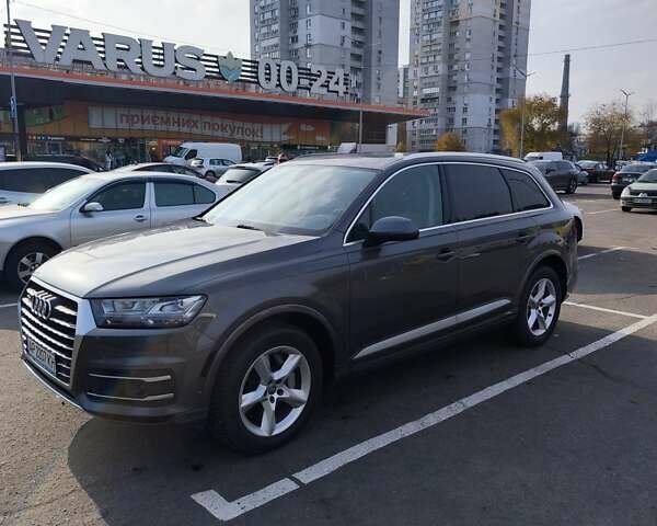 Серый Ауди Ку 7, объемом двигателя 3 л и пробегом 76 тыс. км за 33900 $, фото 1 на Automoto.ua